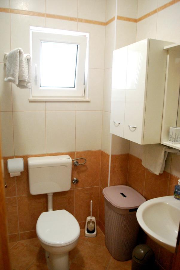 Apartment Dalmatia Makarska Ngoại thất bức ảnh
