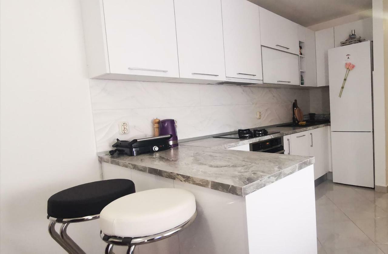 Apartment Dalmatia Makarska Ngoại thất bức ảnh